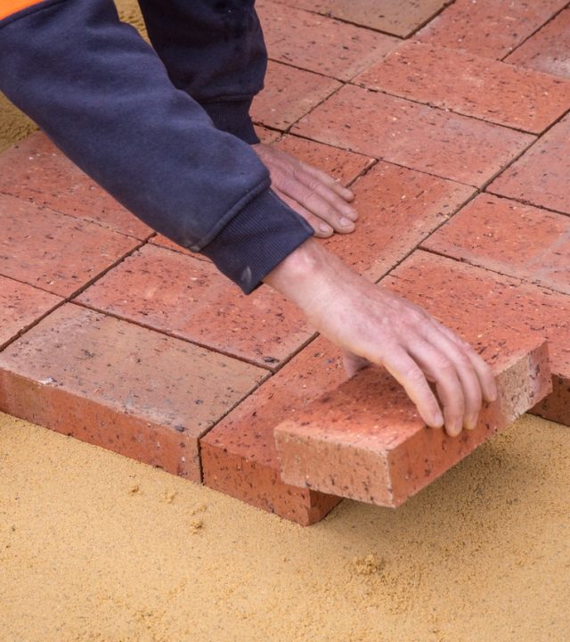 amankomo construction services